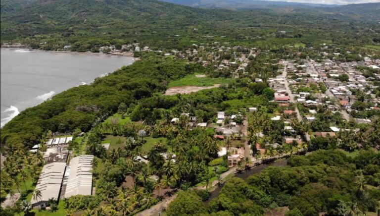 Vista area de San Cruz de Miramar, San Blas, Nayarit